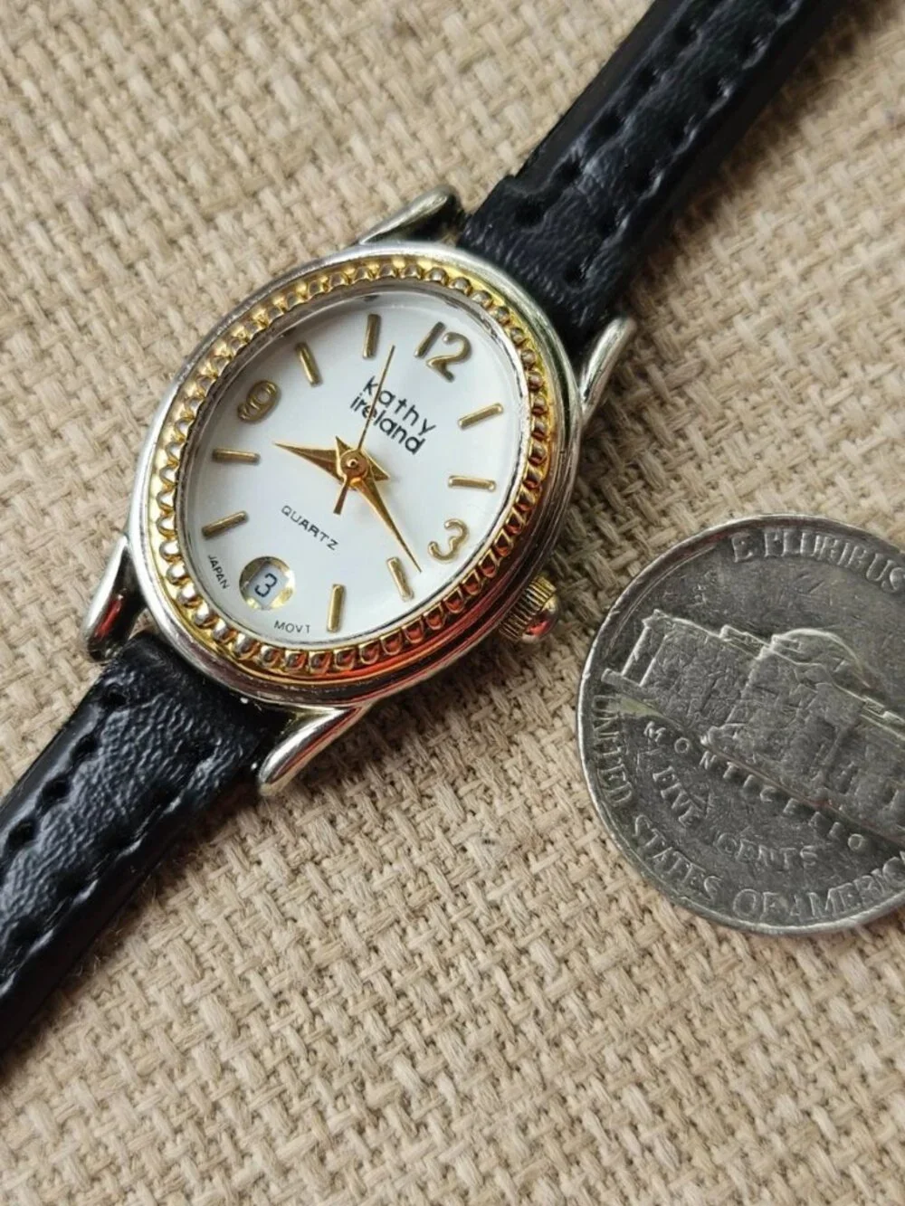 Vintage Kathy Ireland Women Wristwatch Date Calendar Analog Quartz Wrist Watch